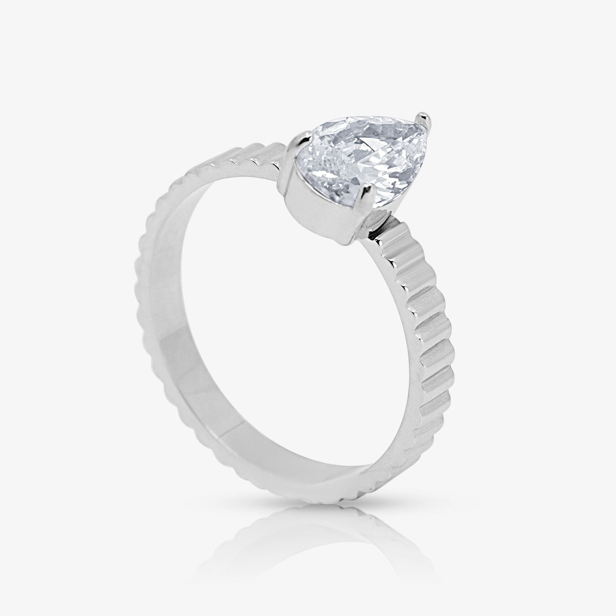 Heartline Ring