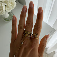 Lost in Hollywood Ring